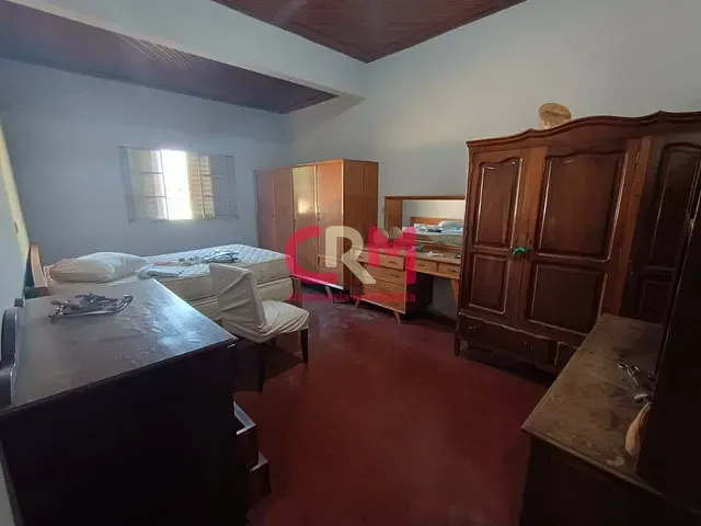 Casa com 258m² 3 quartos e 2 banheiros, à venda, no bairro Centro em Taquaritinga
