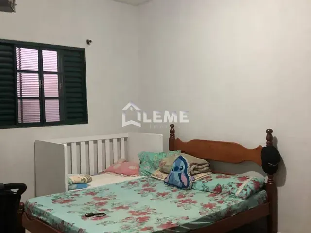 Casa 3 quartos e 2 banheiros, à venda, no bairro Conjunto Habitacional Francisco Garófalo em Mococa
