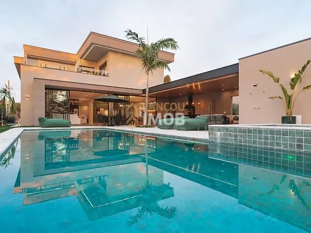 Casa com 1000m² 5 quartos e 3 banheiros, à venda, no bairro Jacaré em Cabreúva