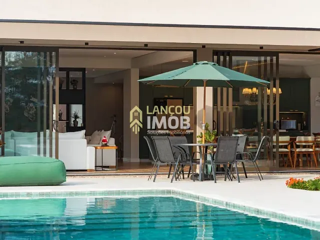 Casa com 1000m² 5 quartos e 3 banheiros, à venda, no bairro Jacaré em Cabreúva