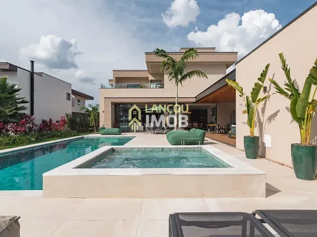 Casa com 1000m² 5 quartos e 3 banheiros, à venda, no bairro Jacaré em Cabreúva