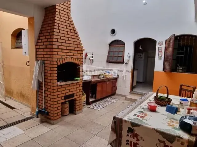 Casa com 181m² 3 quartos e 3 banheiros, à venda, no bairro Cézar de Souza em Mogi das Cruzes
