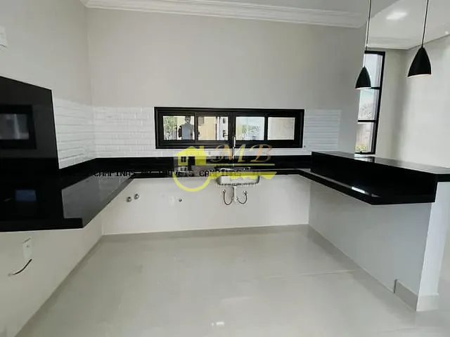 Casa com 200m² 3 quartos e 3 banheiros, à venda, no bairro Jardim Mantova em Indaiatuba