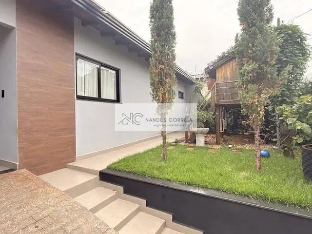 Casa 4 quartos e 4 banheiros, à venda, no bairro Jardim Silvino em Cambé