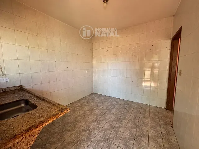 Casa com 322m², à venda, no bairro Alto da Boa Vista em Londrina
