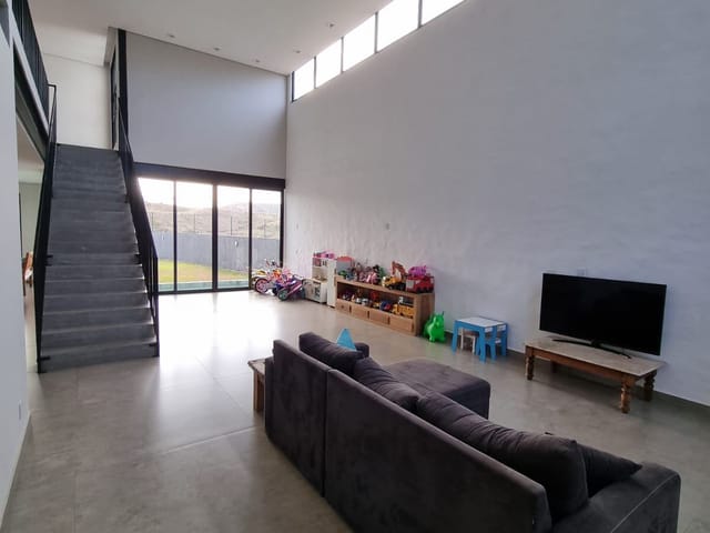 Foto do Casa - Casa de Alto Padrão no Condomínio Alphaville, Volta Redonda/RJ - Sofisticação e Conforto para Sua Família | OPEN HOUSE REAL ESTATE IMÓVEIS LTDA