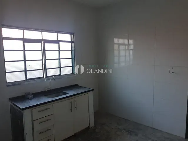 Casa com 300m² 2 quartos e 1 banheiro, à venda, no bairro Nosso Recanto em Artur Nogueira