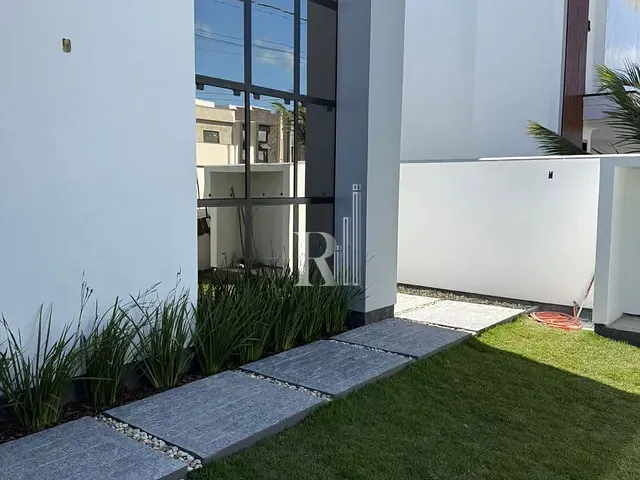 Casa com 252m² 3 quartos e 2 banheiros, à venda, no bairro Joáia em Tijucas