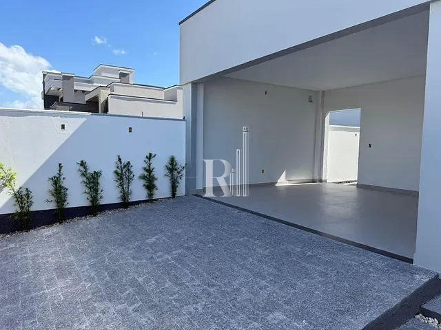 Casa com 252m² 3 quartos e 2 banheiros, à venda, no bairro Joáia em Tijucas