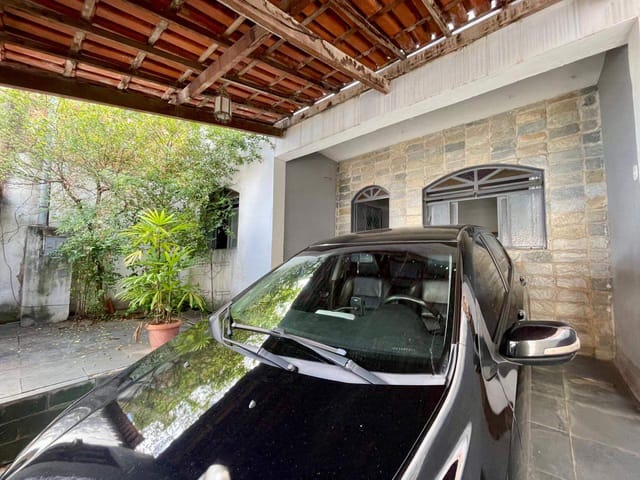 Casa 2 quartos e 1 banheiro, à venda, no bairro Vista do Sol em Belo Horizonte