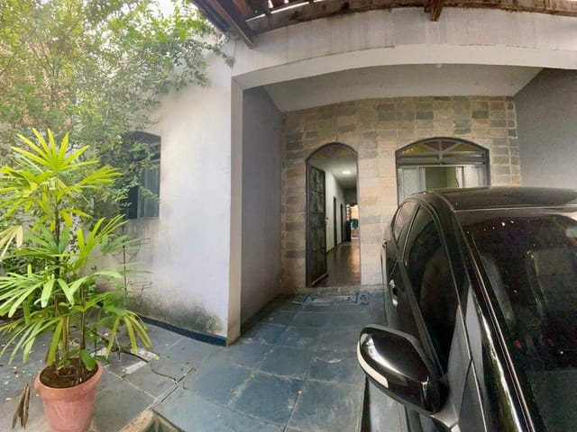Casa 2 quartos e 1 banheiro, à venda, no bairro Vista do Sol em Belo Horizonte