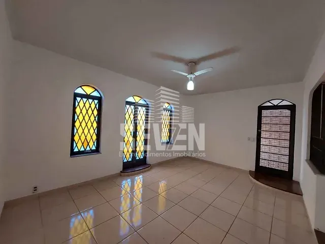 Casa com 415m², à venda, no bairro Vila Cidade Universitária em Bauru