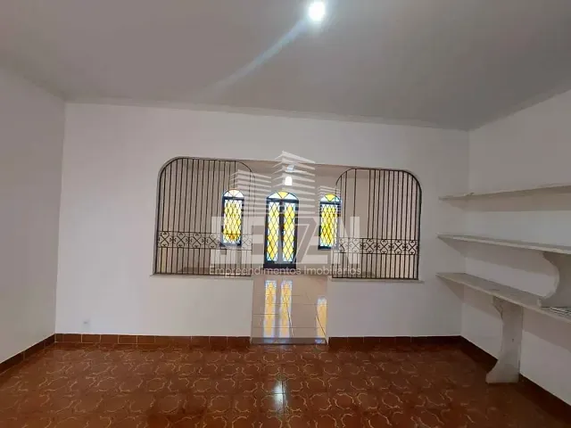Casa com 415m², à venda, no bairro Vila Cidade Universitária em Bauru