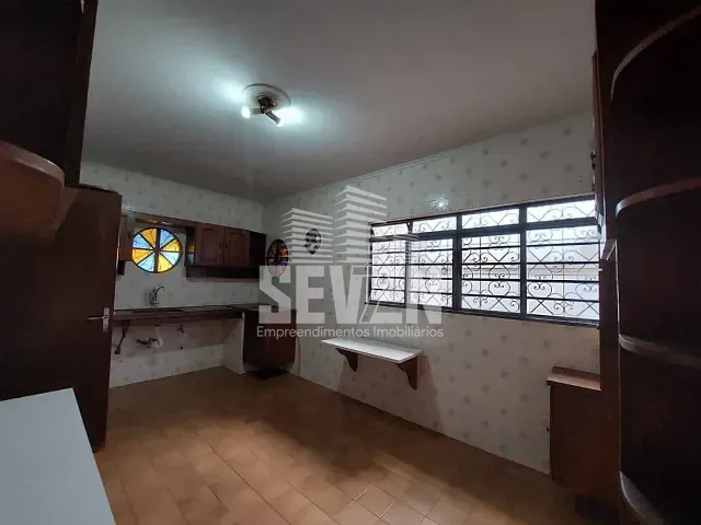 Casa com 415m², à venda, no bairro Vila Cidade Universitária em Bauru