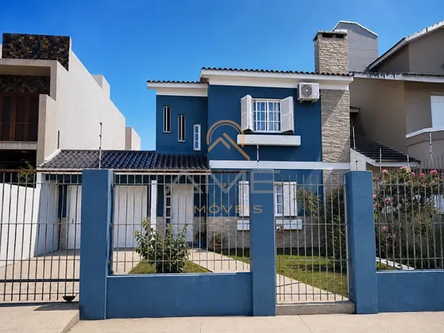 Casa 3 quartos e 3 banheiros, à venda, no bairro Areal em Pelotas