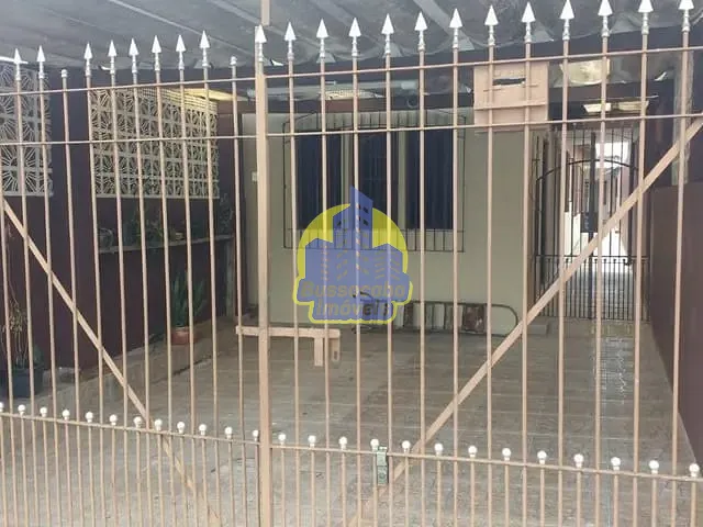 Casa com 218m² 3 quartos e 1 banheiro, à venda, no bairro Jaguaribe em Osasco