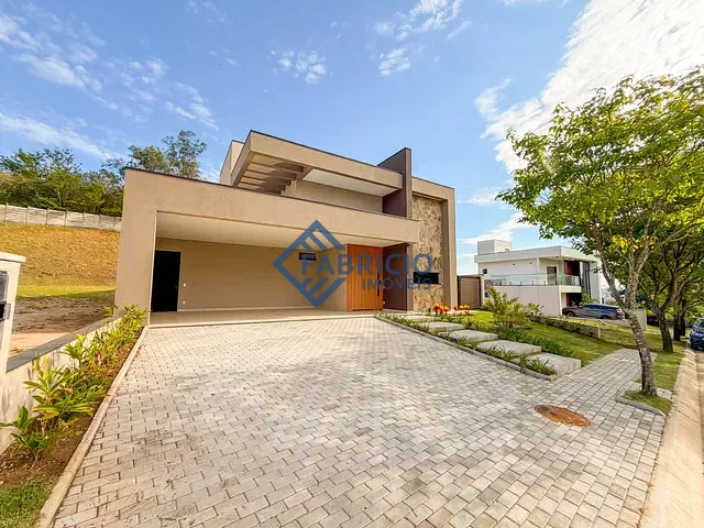 Casa com 600m² 4 quartos e 6 banheiros, à venda, no bairro Santa Cândida em Vinhedo