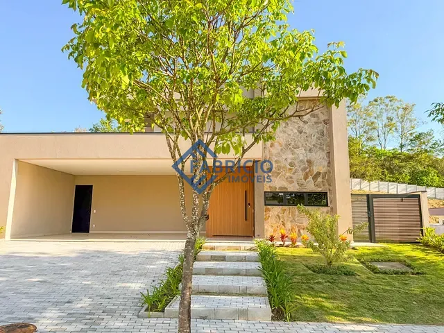Casa com 600m² 4 quartos e 6 banheiros, à venda, no bairro Santa Cândida em Vinhedo