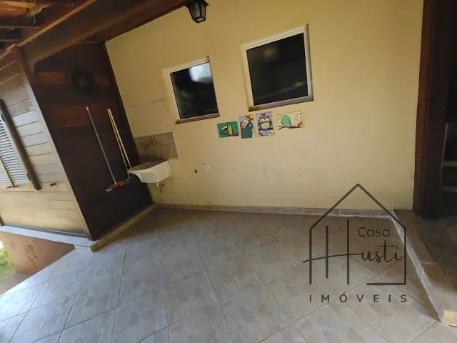 Casa com 500m² 3 quartos e 3 banheiros, à venda, no bairro Nagoya Garden em Vargem Grande Paulista
