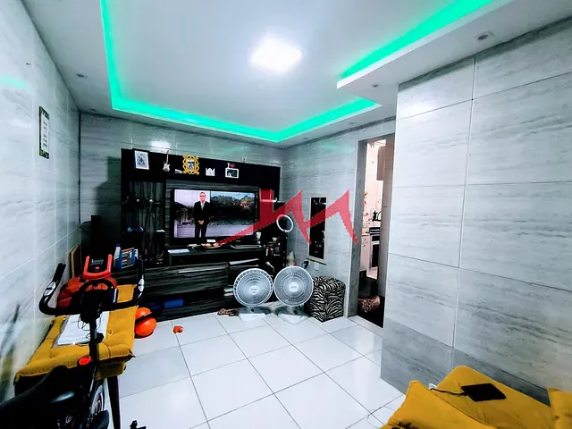 Casa com 48m² 2 quartos e 3 banheiros, à venda, no bairro Antonina em São Gonçalo