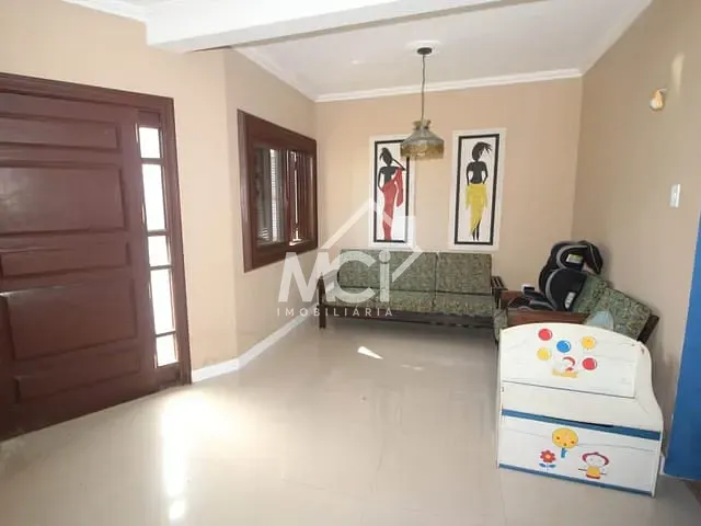 Casa com 431m² 4 quartos e 4 banheiros, à venda, no bairro Fragata em Pelotas