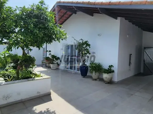 Casa com 498m² 3 quartos e 2 banheiros, à venda, no bairro Centro em Itanhaém