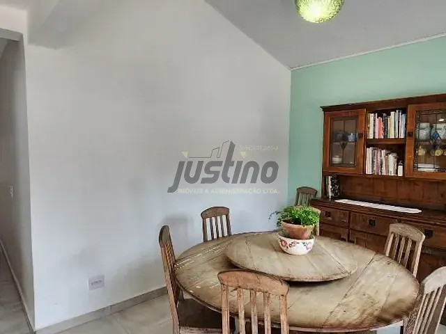 Casa com 498m² 3 quartos e 2 banheiros, à venda, no bairro Centro em Itanhaém