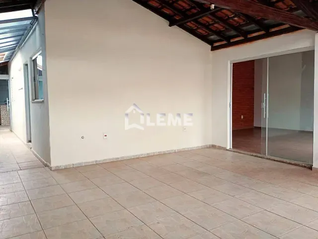 Casa 3 quartos e 3 banheiros, à venda, no bairro Aparecida em Mococa