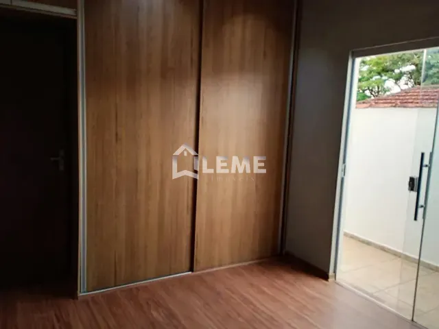 Casa 3 quartos e 3 banheiros, à venda, no bairro Aparecida em Mococa