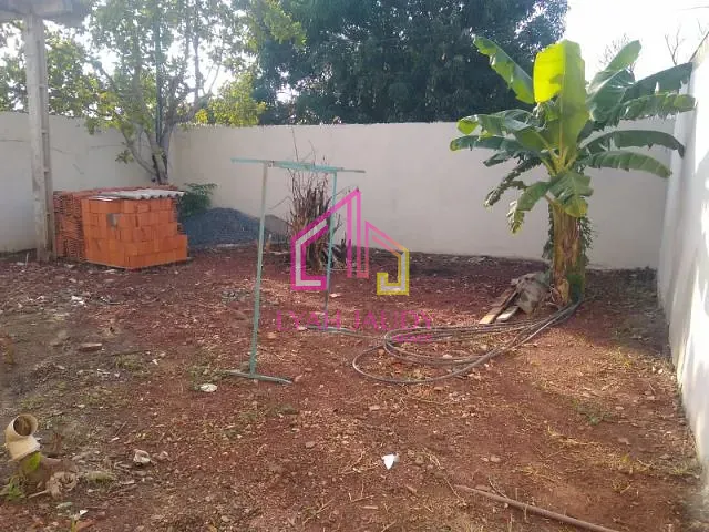 Casa com 300m² 3 quartos e 2 banheiros, à venda, no bairro Canelas em Várzea Grande