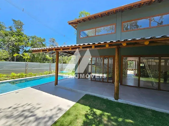 Casa 4 quartos e 5 banheiros, à venda, no bairro Arraial D'Ajuda em Porto Seguro