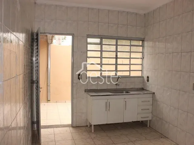 Casa com 125m² 3 quartos e 1 banheiro, para alugar, no bairro Jardim Santa Rita de Cássia em Santa Bárbara D'Oeste