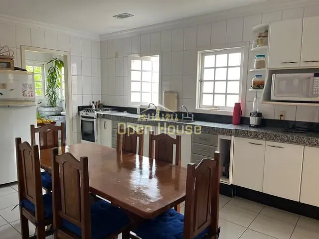 Casa com 360m² 4 quartos e 4 banheiros, à venda, no bairro Jardim Amália 1 em Volta Redonda