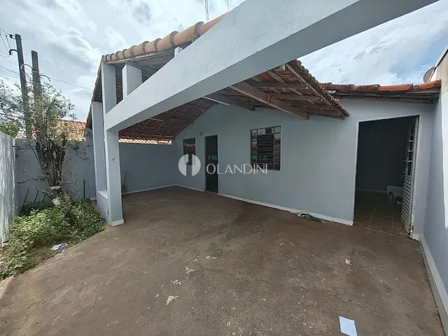 Casa com 200m² 2 quartos e 2 banheiros, à venda, no bairro Jardim Vista Alegre em Artur Nogueira