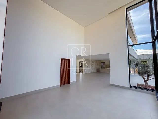 Casa com 495m² 4 quartos e 6 banheiros, à venda, no bairro Jardins França em Goiânia