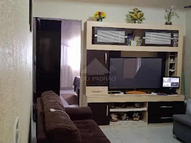 Casa com 132m² 2 quartos e 3 banheiros, à venda, no bairro Jardim Zaira em Mauá