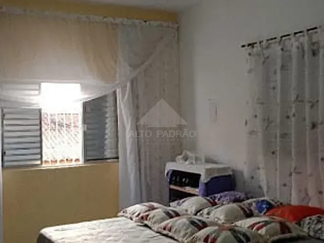 Casa com 132m² 2 quartos e 3 banheiros, à venda, no bairro Jardim Zaira em Mauá