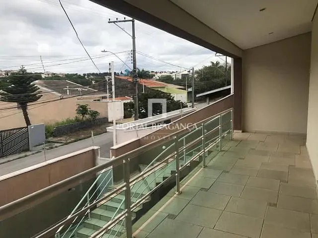 Casa 3 quartos e 3 banheiros, à venda, no bairro Jardim Primavera em Bragança Paulista