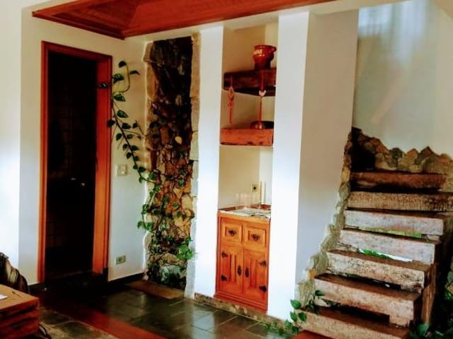 Casa com 540m² 4 quartos e 4 banheiros, à venda, no bairro Gramado em Cotia