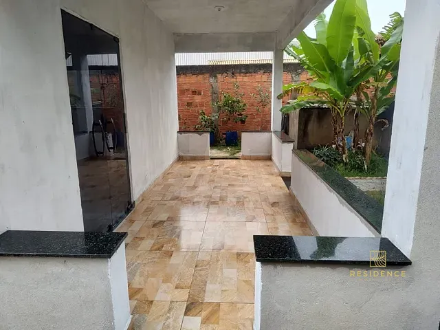 Casa 3 quartos e 2 banheiros, à venda, no bairro São Caetano em Resende