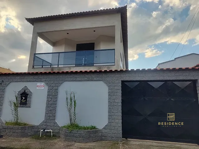 Casa 3 quartos e 2 banheiros, à venda, no bairro São Caetano em Resende
