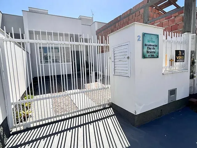Casa 2 quartos e 1 banheiro, à venda, no bairro Joáia em Tijucas