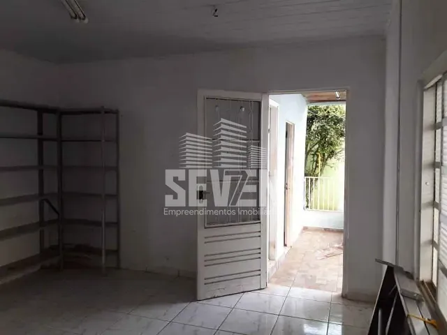 Casa com 308m² 3 quartos e 2 banheiros, à venda, no bairro Vila Souto em Bauru
