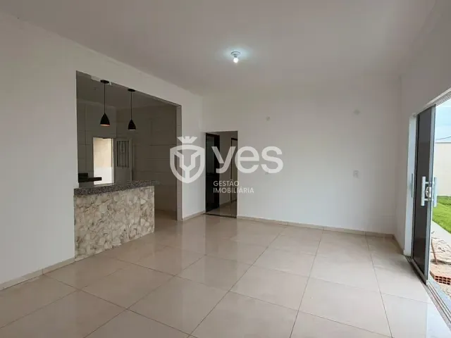 Casa 3 quartos e 2 banheiros, à venda, no bairro Parque das Mangabeiras em Araxá