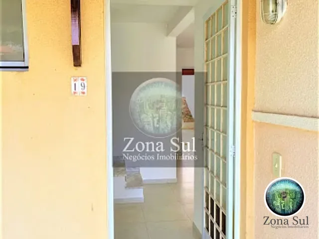 Casa com 100m² 3 quartos e 2 banheiros, para alugar, no bairro Villa Flora em Votorantim