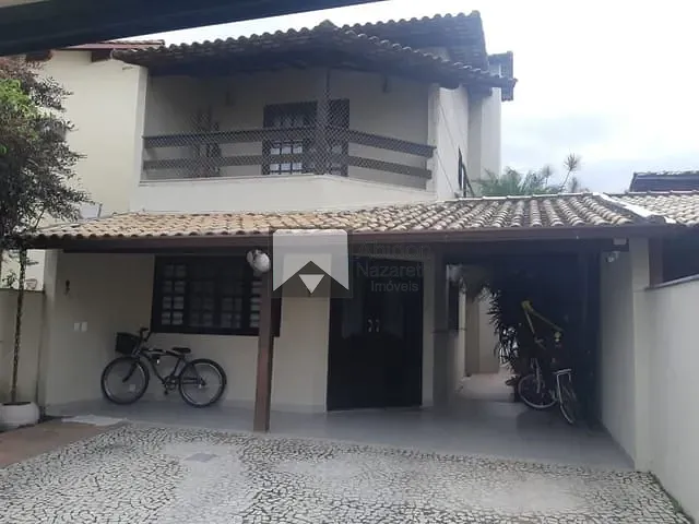 Casa com 255m² 4 quartos e 2 banheiros, à venda, no bairro Itaipu em Niterói