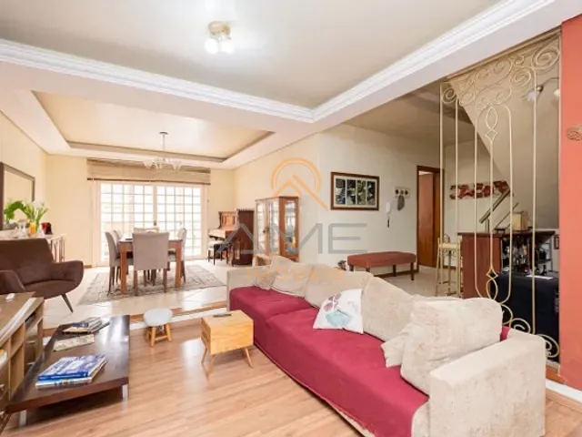 Casa 3 quartos e 3 banheiros, à venda, no bairro Centro em Pelotas