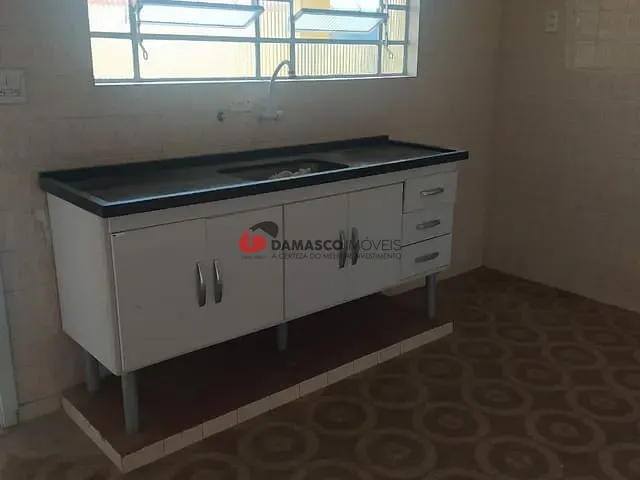 Casa com 50m² 1 quarto e 1 banheiro, para alugar, no bairro Santa Paula em São Caetano Do Sul