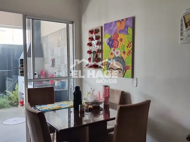 Casa 2 quartos e 1 banheiro, à venda, no bairro Jardim Imperial em Cuiabá
