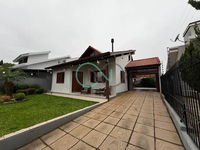 Casa com 306m² 3 quartos e 2 banheiros, à venda, no bairro Oeste em Sapiranga
